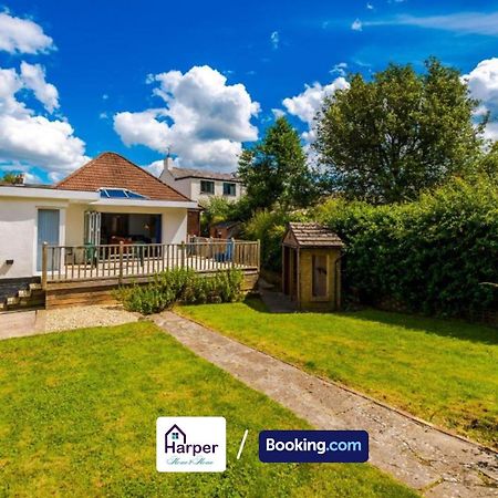 Spacious Detached Bungalow By Harperletting Short Lets & Serviced Accommodation Buckely With Pool Table & Driveway Buckley Экстерьер фото