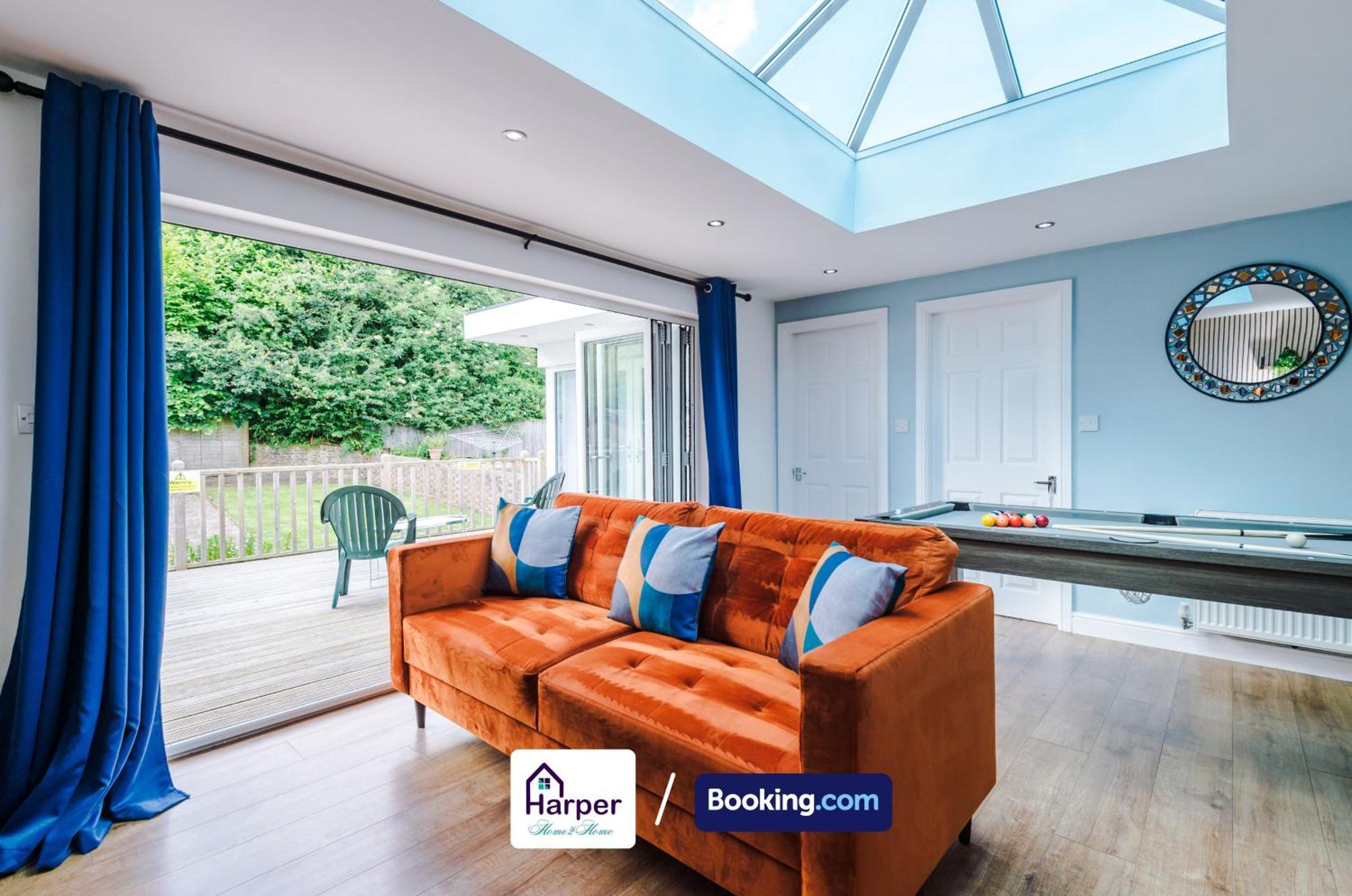 Spacious Detached Bungalow By Harperletting Short Lets & Serviced Accommodation Buckely With Pool Table & Driveway Buckley Экстерьер фото