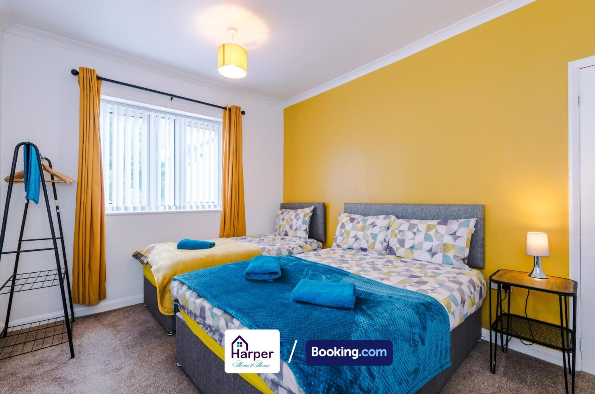 Spacious Detached Bungalow By Harperletting Short Lets & Serviced Accommodation Buckely With Pool Table & Driveway Buckley Экстерьер фото