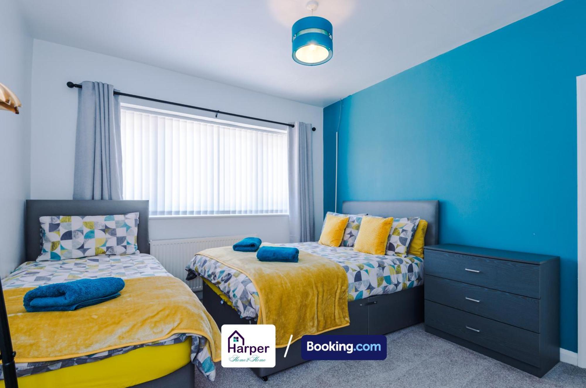 Spacious Detached Bungalow By Harperletting Short Lets & Serviced Accommodation Buckely With Pool Table & Driveway Buckley Экстерьер фото