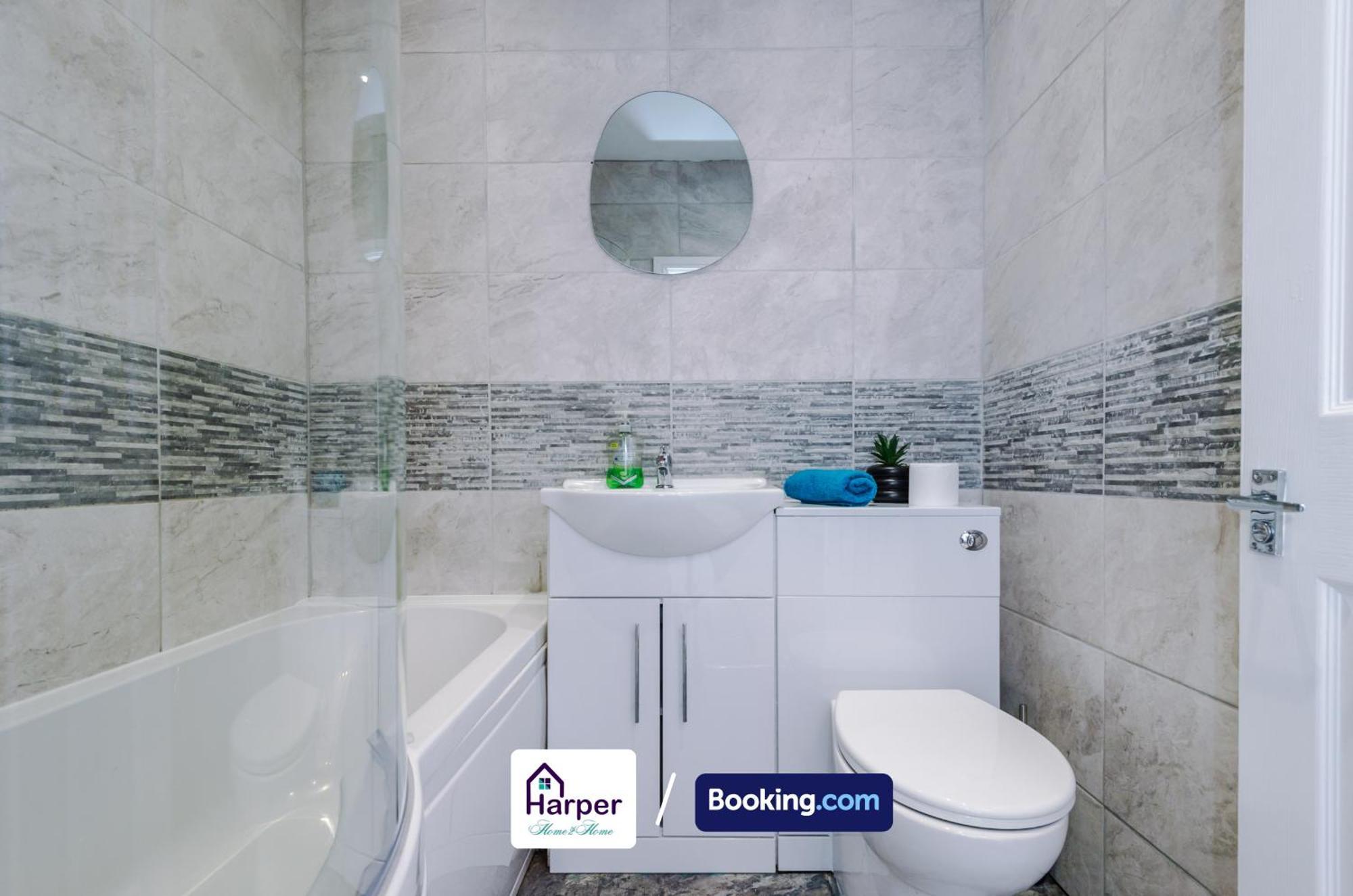 Spacious Detached Bungalow By Harperletting Short Lets & Serviced Accommodation Buckely With Pool Table & Driveway Buckley Экстерьер фото